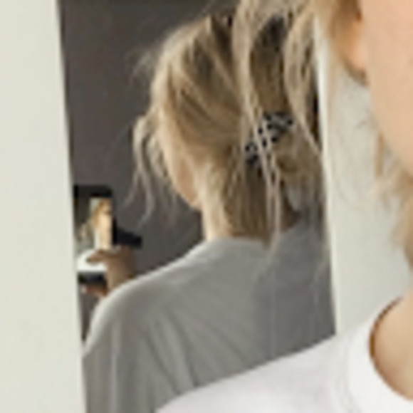 Meet your Posher, Rina helen - Picture 1 of 1